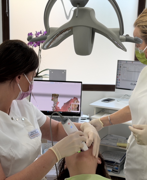 Tu clínica dental de confianza en Camas_11
