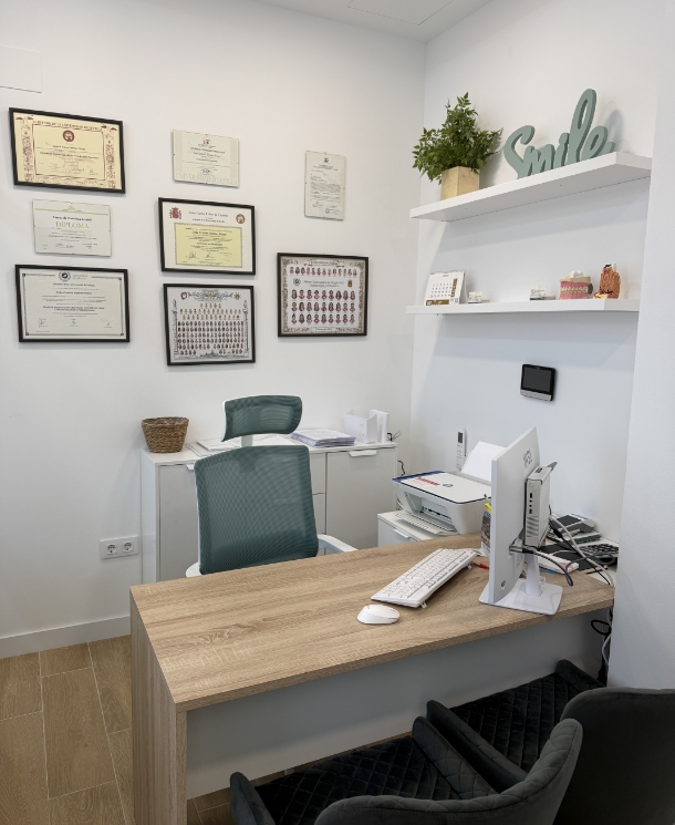Tu clínica dental de confianza en Camas_13